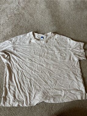 Old Navy Light Beige Crew Neck Crop T-Shirt